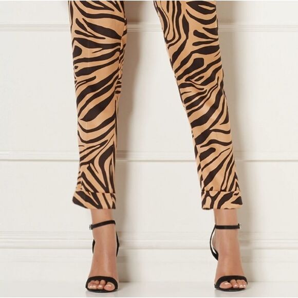 New York & Company Eva Mendes Women’s Pants XL Satin Animal Print Jogger - Picture 3 of 8